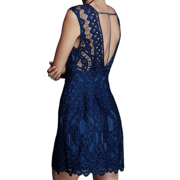 NWT Free People One Million Lovers Size 6 Blue Lace Festival Boho Fairy Dress - Picture 3 of 10